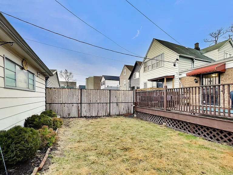 3321 N Whipple St — Photo 17