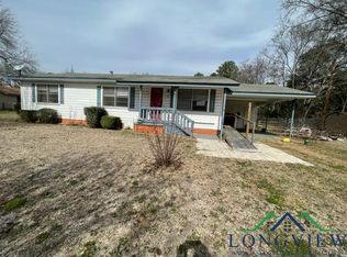 220 Circle Ridge Dr, Gilmer, TX 75645