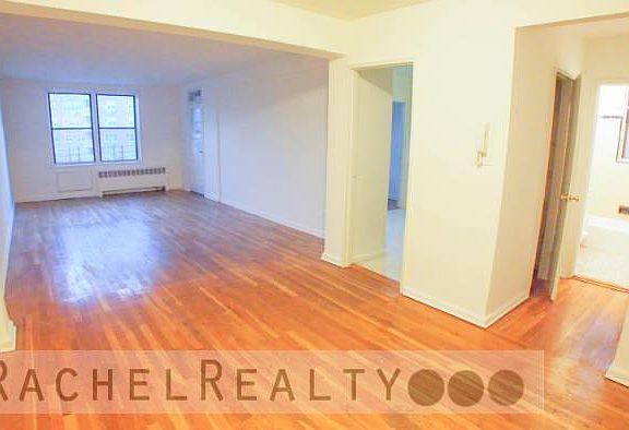 3rd image of 3950 Blackstone Ave APT 1O