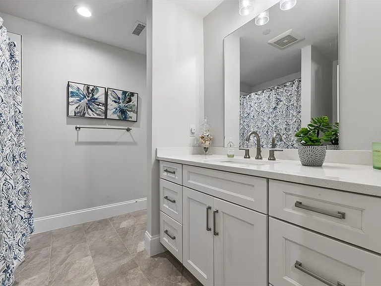 15 Rowell Ln #15 — Photo 30