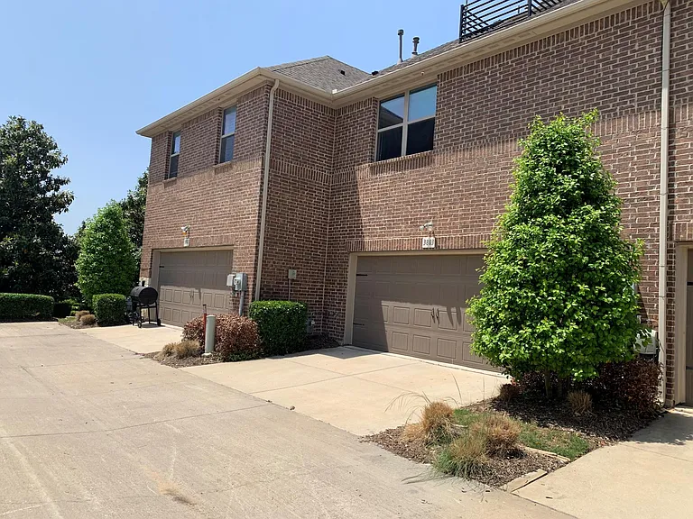 3803 Cascade Sky Dr — Photo 63