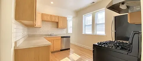 4450 N Sheridan Rd — Photo 10