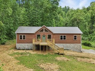 560 Sigman Hollow Rd, Bluff City, TN 37618