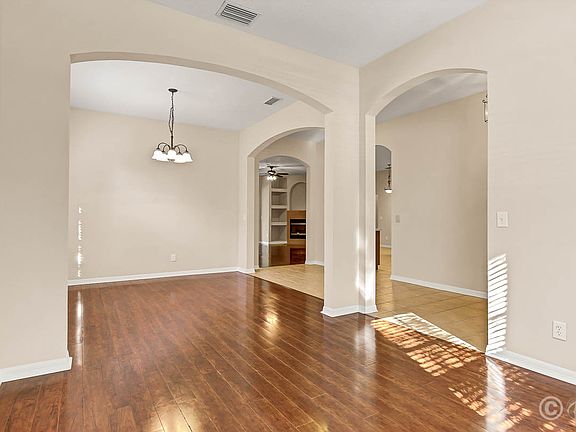 3rd image of 16326 Bridgelawn Ave