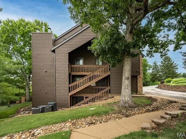 6300 Sprig Oak Ct APT A, Saint Louis, MO 63128