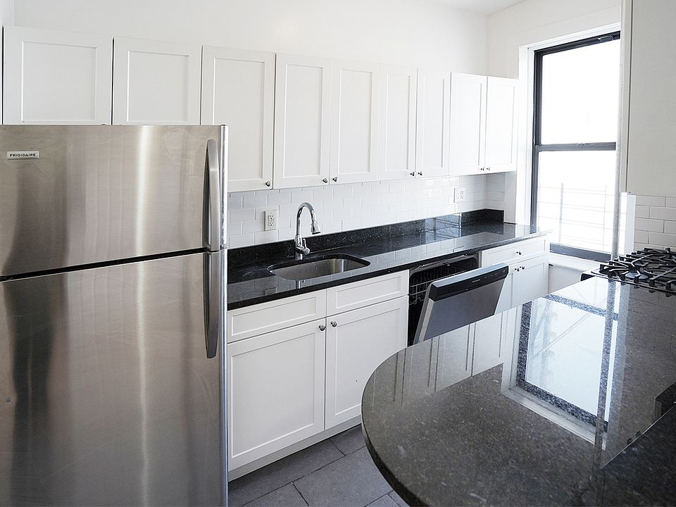 1st image of 24-03 41st Ave #6