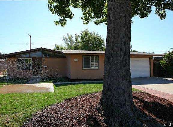 5th image of 1120 E Lemon Ave