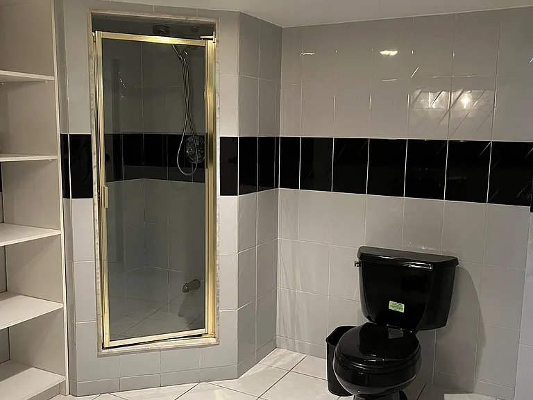 138 Venetian Cres #BASEMENT — Photo 7