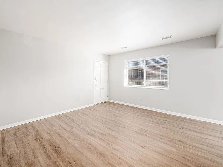 620 Riverview Dr #2 — Photo 9