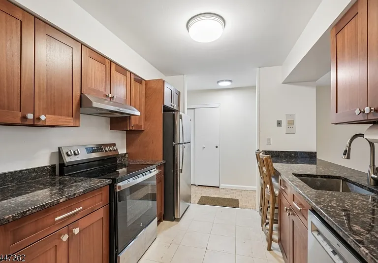 135-167 S Maple Ave #143-B — Photo 20