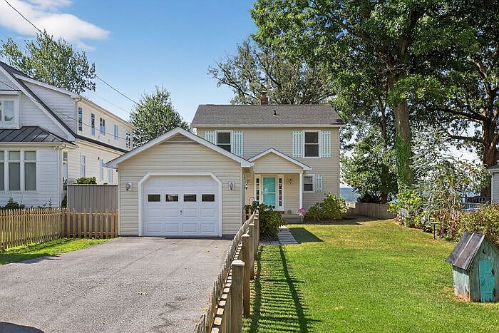 1st image of 15077 Potomac River Dr
