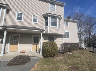 22 High St #2, Amherst, MA 01002