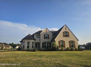 7175 Harrier Dr E, Olive Branch, MS 38654