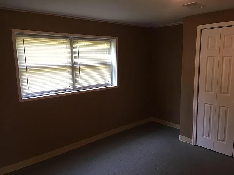 4921 N Oakley Ave — Photo 6