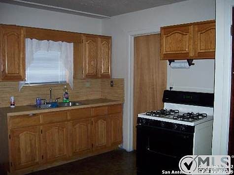 5th image of 614 Benrus Blvd