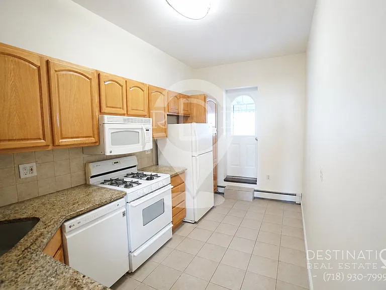 577 Hicks St #3 — Photo 10