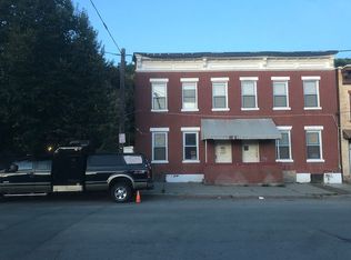 132-136 Hill St, Troy, NY 12180