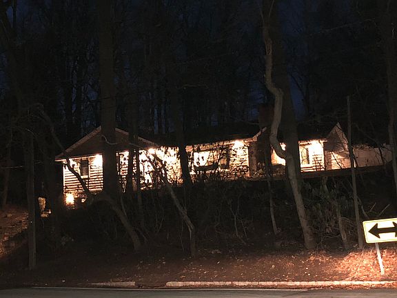 3rd image of 161 Brookside Ave