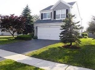 321 Annandale Dr, Lake In The Hills, IL 60156