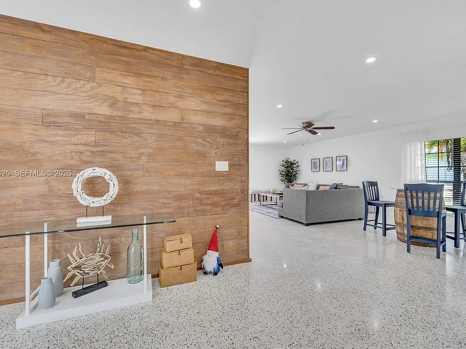 9448 Sterling Dr