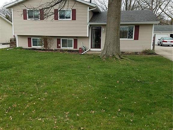 4th image of 5840 Cornell Ave