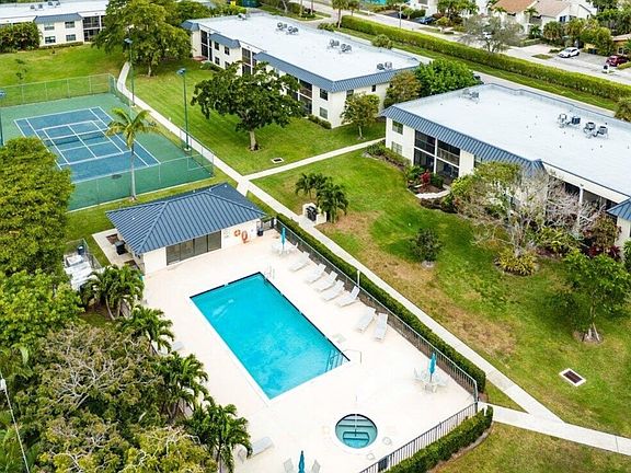 2nd image of 3020 Florida Blvd APT 206-C