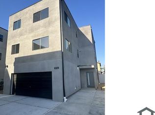 1016 N Pioneer Ave #A, Wilmington, CA 90744