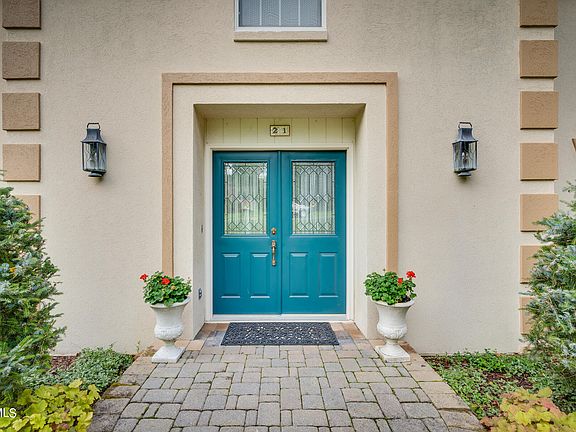 3rd image of 21 Kilmainhom Cir