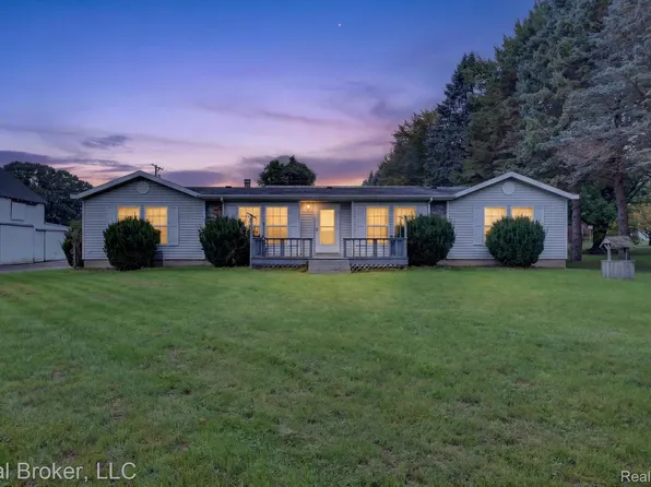 11189 3 1/2 Mile Rd, Battle Creek, MI 49015