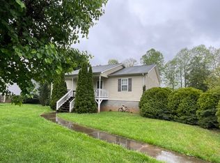 3823 Willard Hall Pl, Lenoir, NC 28645