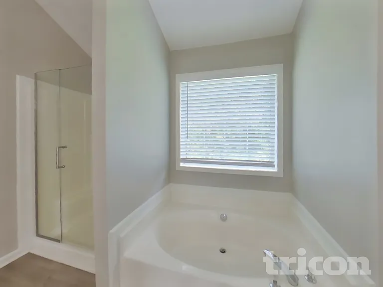 373 Adams Lake Dr — Photo 11
