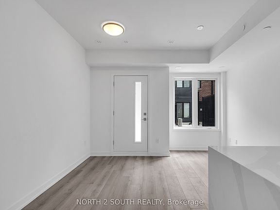 5th image of 3079 Pharmacy Ave #27