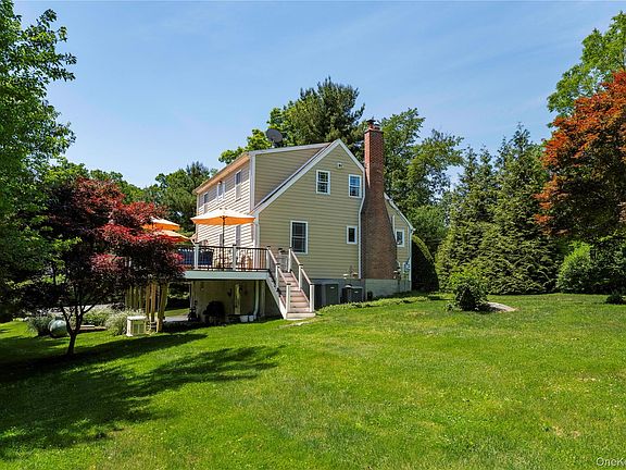 3rd image of 419 Haviland Drive