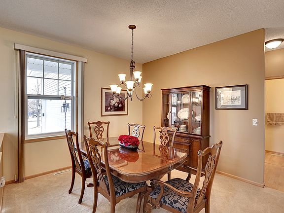 3rd image of 8550 Allegheny Cir