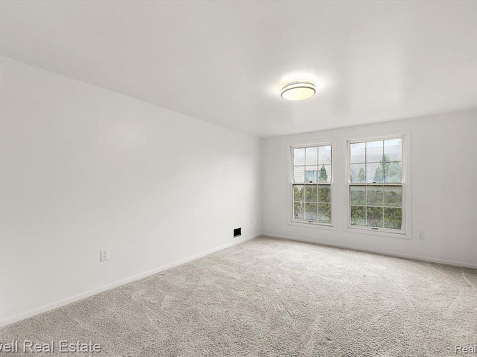 3403 Crooks Rd, photo 20