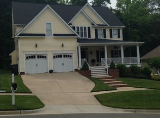 606 Paddle Creek Dr, Midlothian, VA 23113