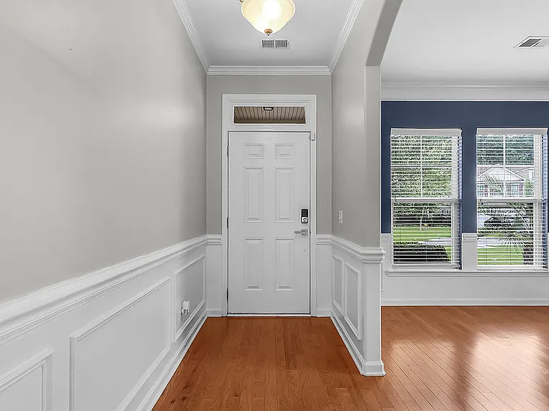 149 Tahoe Dr — Photo 5