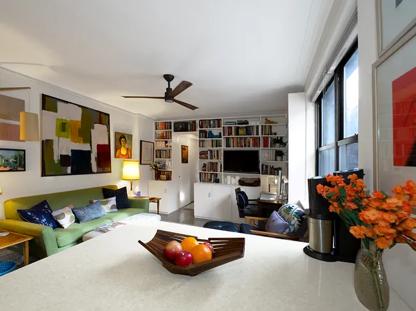 319 West 18th Street 1A image 3 of 24