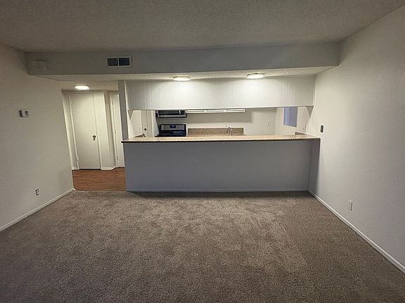 4th image of 633 N Taylor Ave #30