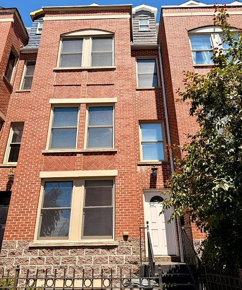 1116 K St SE — Photo 1