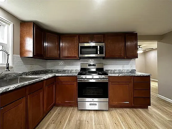 6401 Sherman St — Photo 2