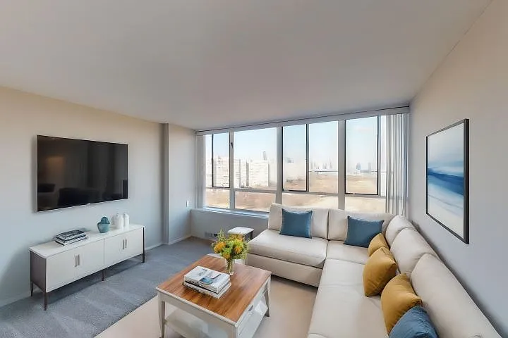 Dining/Living room