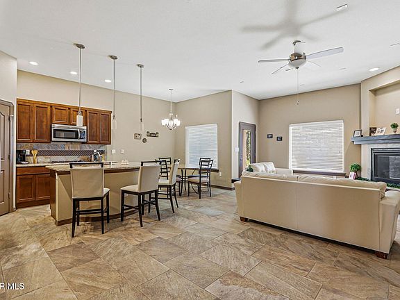 3rd image of 12039 Equestrian Rd