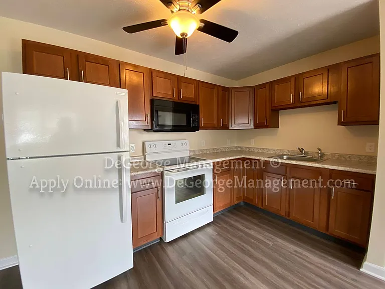 Burdick Estates Apartments — Photo 55