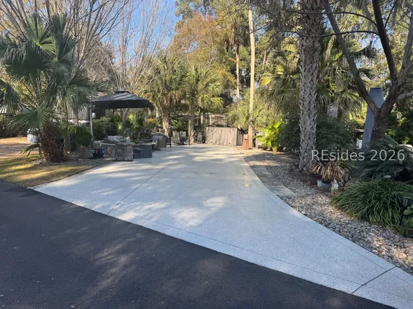 133 Arrow Rd #140, Hilton Head Island, SC 29928