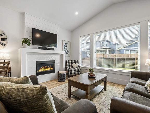 3rd image of 46211 Promontory Rd #36