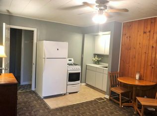 321 S 8th St #2, Burlington, IA