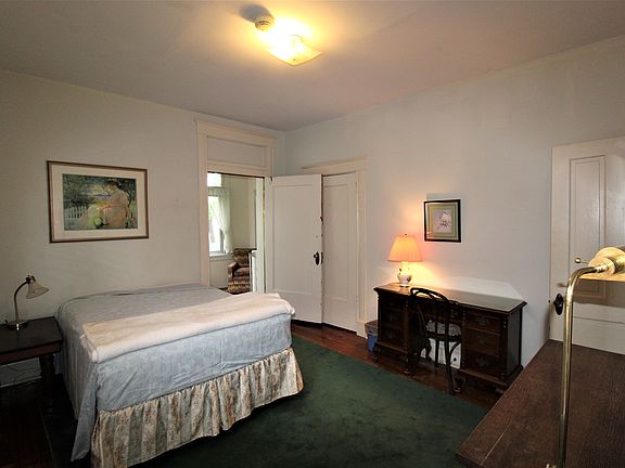2nd image of 3418 Cornell Pl