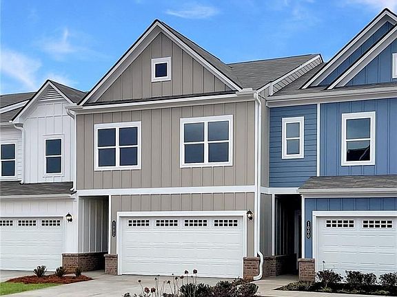 2nd image of 1002 Stiles Cir #2