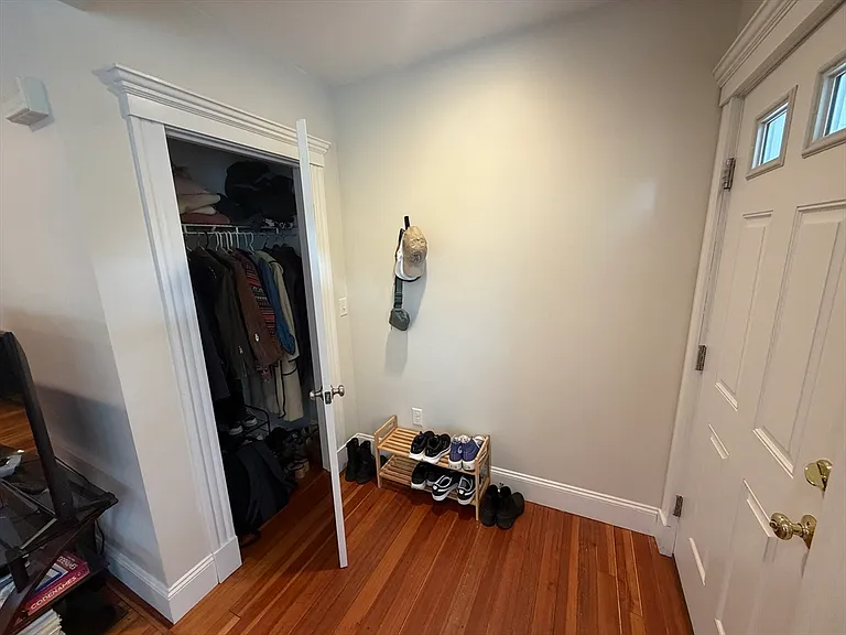 28-30 Chestnut St #28 — Photo 11